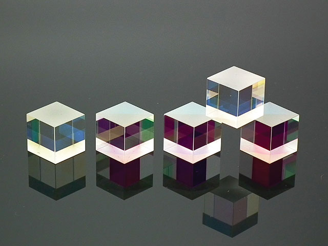 Non-Polarizing Beamsplitter Cube